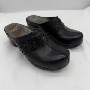 Dansko Women’s Black Leather Cutout Clogs Slip-On Size 36 Comfort Work Shoes